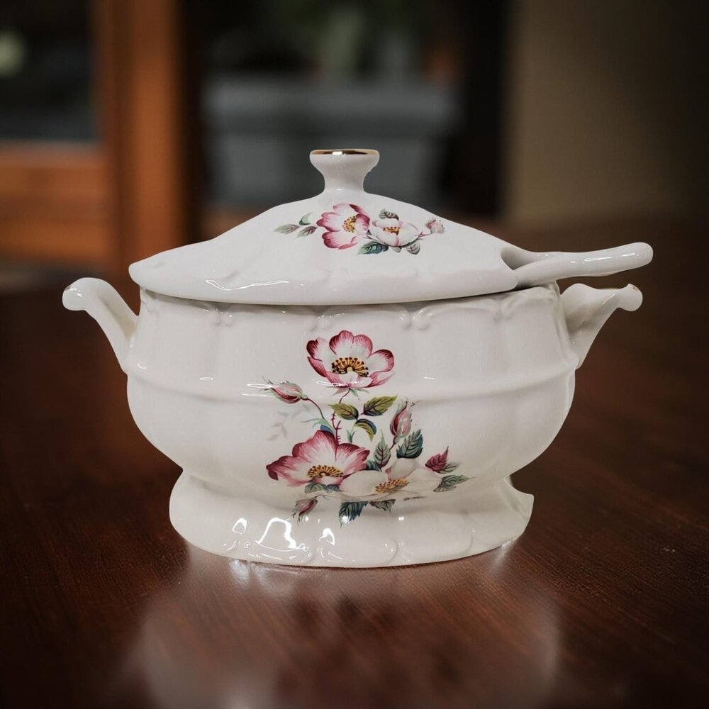 Vintage 1970's House of Webster Wild Briar Rose Soup / Gravy Compote with Ladle